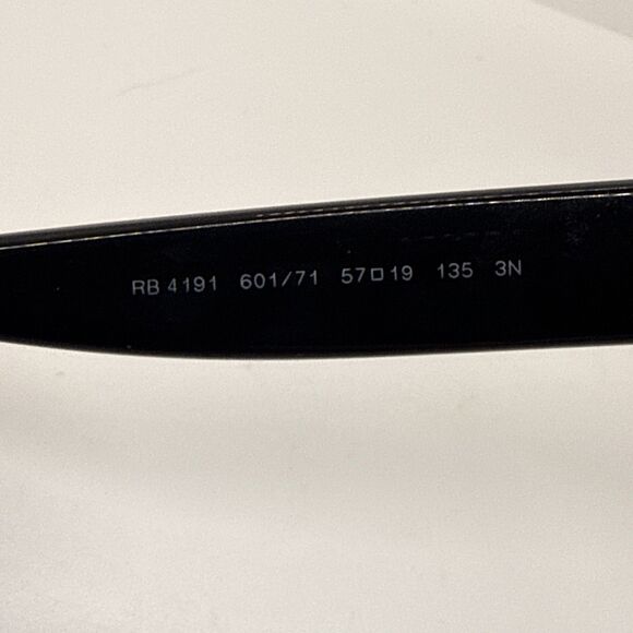 Ray Ban RB4191 601/71 Black Round Gray Oversized Sunglasses 57-19 135 Jackie O - Picture 8 of 12